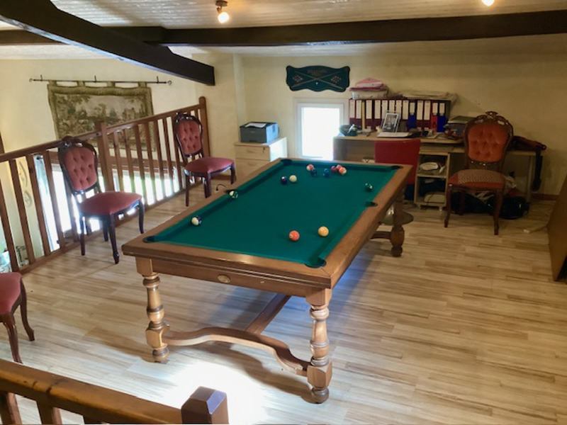 Vente Maison Ménesplet - 4 pièces -166 m² - (24700)