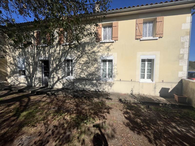 Vente Maison LE PIZOU - 4 pièces -157 m² - (24700)
