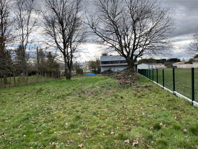 Vente Immeuble MENESPLET - -  164 m² - (24700)