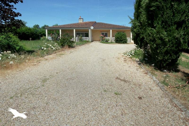 Vente Maison MENESPLET - 5 pièces -135 m² - (24700)