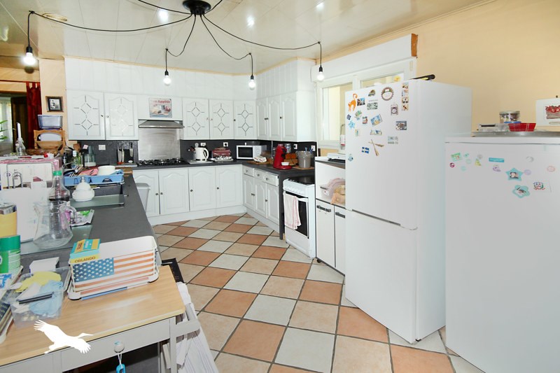 Vente Maison MENESPLET - 5 pièces -135 m² - (24700)