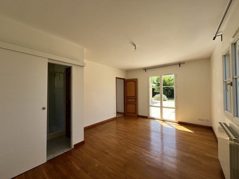 Vente Maison MENESPLET - 4 pièces -133 m² - (24700)
