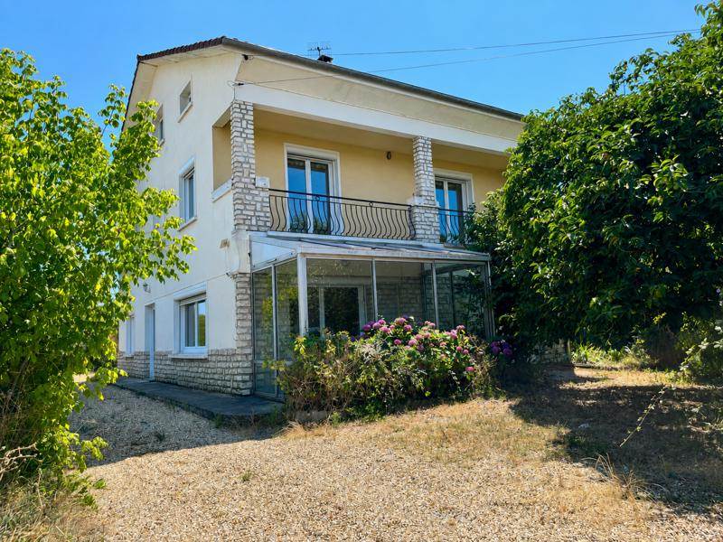 Vente Maison MONTPON MENESTEROL - 6 pièces -197 m² - (24700)