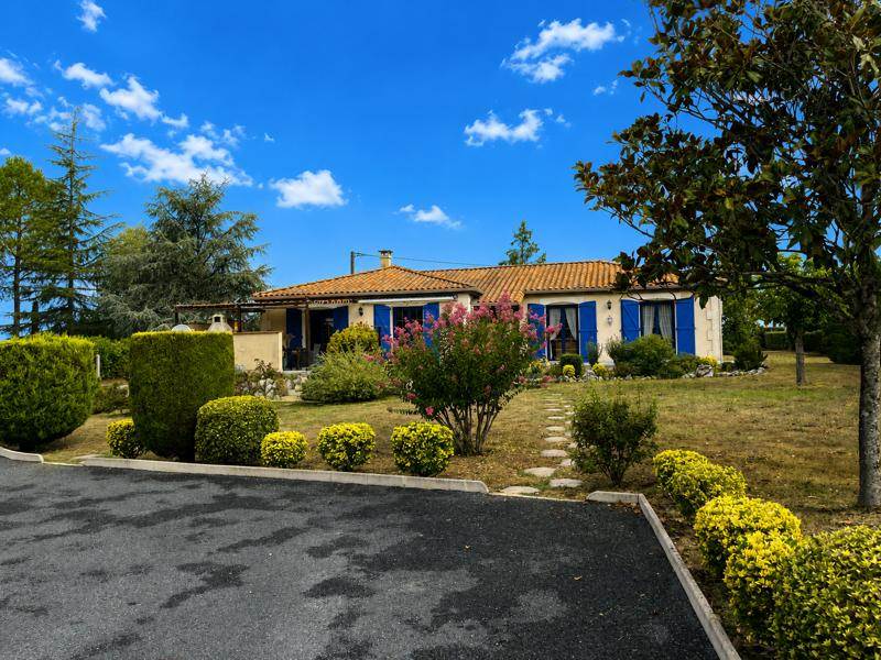 Vente Maison MONTPON MENESTEROL - 4 pièces -125 m² - (24700)