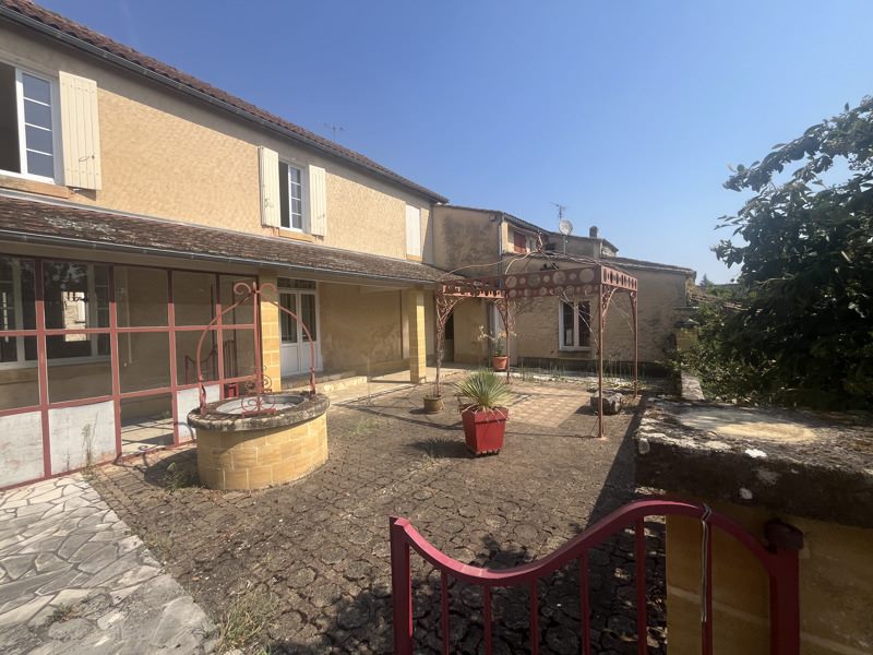 Vente Maison Villefranche-de-Lonchat - 9 pièces -330 m² - (24610)