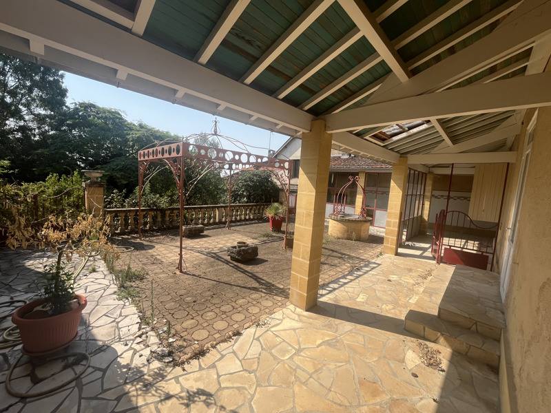 Vente Maison Villefranche-de-Lonchat - 11 pièces -269 m² - (24610)