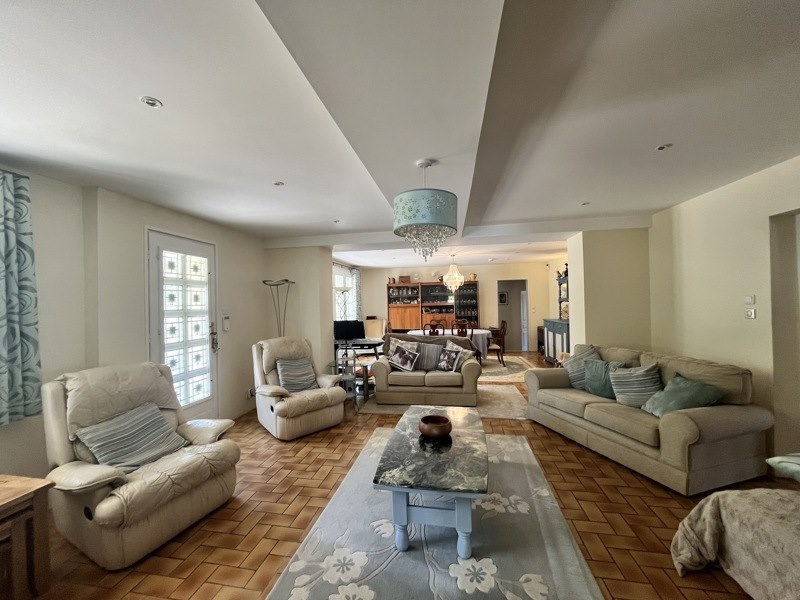 Vente Maison Beaupouyet - 5 pièces -170 m² - (24400)
