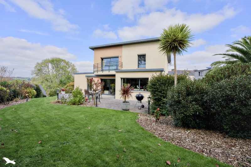 Vente Maison PLOUGASTEL DAOULAS - 6 pièces -162 m² - (29470)