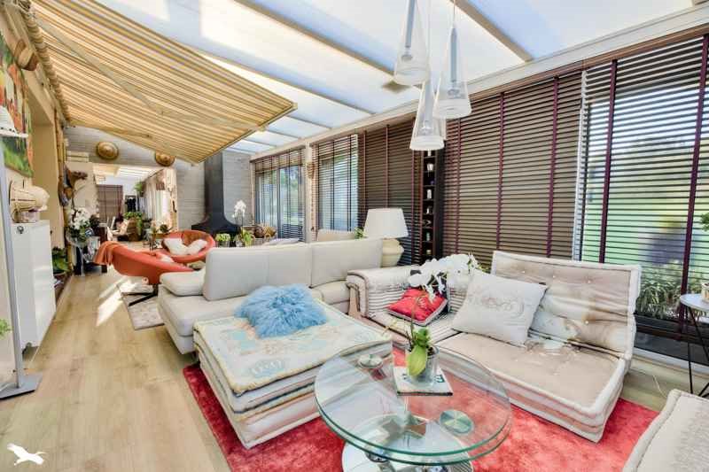 Vente Maison PLOUGASTEL DAOULAS - 7 pièces -252 m² - (29470)