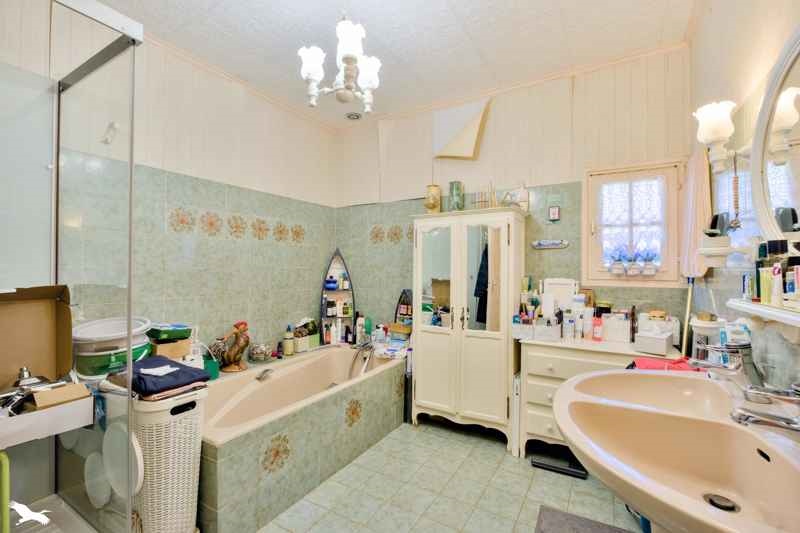 Vente Maison PLOUGASTEL DAOULAS - 8 pièces -211 m² - (29470)