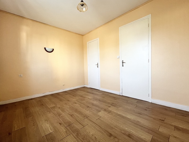Vente Maison TREMEVEN - 5 pièces -81 m² - (29300)