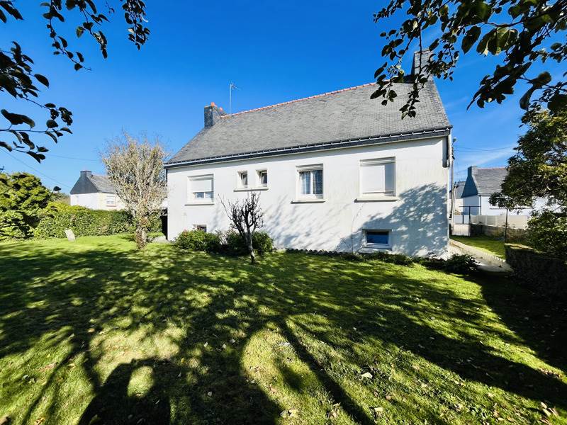 Vente Maison TREMEVEN - 5 pièces -81 m² - (29300)