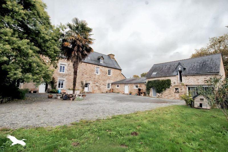 Vente Maison TREMEVEN - 19 pièces -283 m² - (29300)