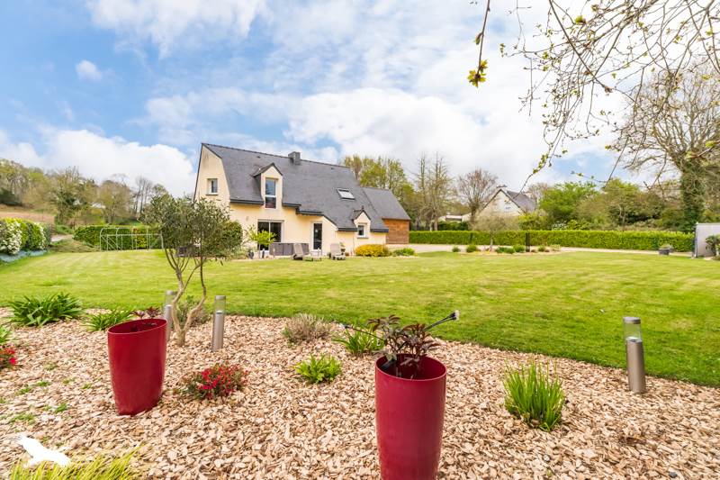 Vente Maison PLOUBEZRE - 6 pièces -135 m² - (22300)