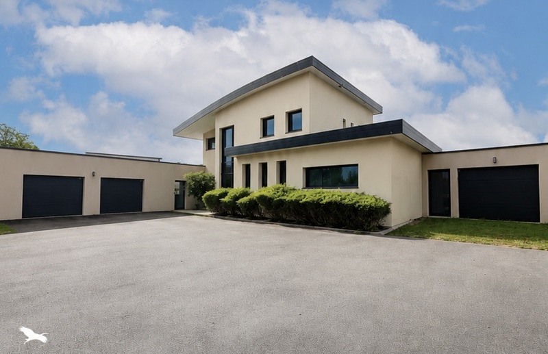 Vente Maison ST RENAN - 6 pièces -220 m² - (29290)