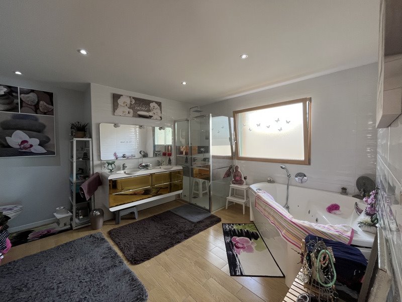 Vente Maison Milizac-Guipronvel - 6 pièces -173 m² - (29290)