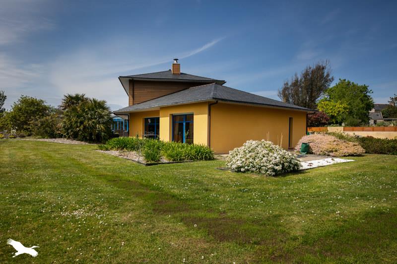 Vente Maison LAMPAUL PLOUARZEL - 7 pièces -333 m² - (29810)