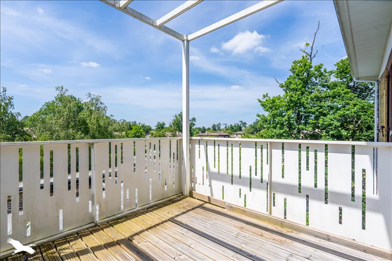 Vente Appartement ST MEDARD EN JALLES - 3 pièces -60 m² - (33160)