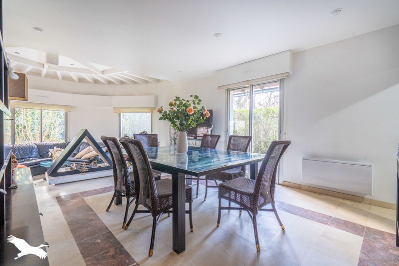 Vente Maison ST MEDARD EN JALLES - 5 pièces -156 m² - (33160)