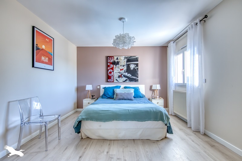 Vente Maison ST MEDARD EN JALLES - 6 pièces -199 m² - (33160)