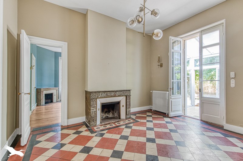 Vente Maison ST MEDARD EN JALLES - 8 pièces -222 m² - (33160)