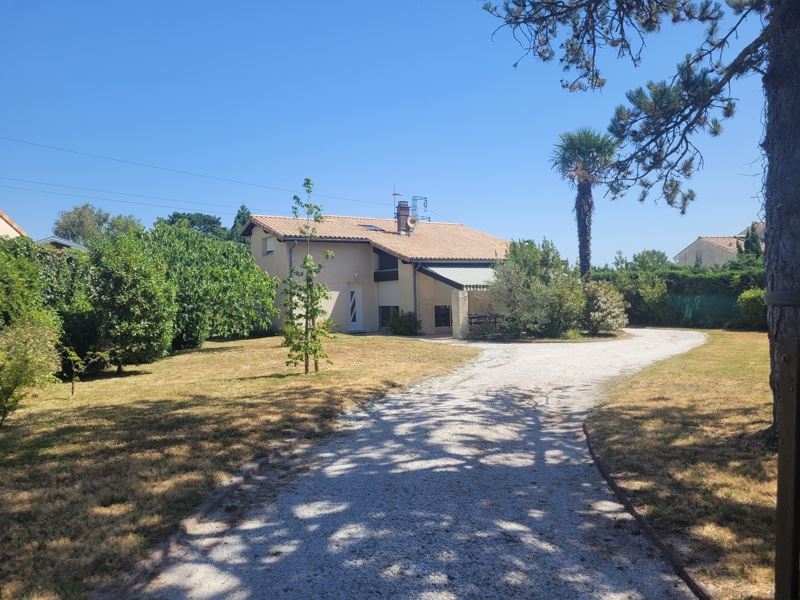 Vente Maison ST MEDARD EN JALLES - 6 pièces -140 m² - (33160)
