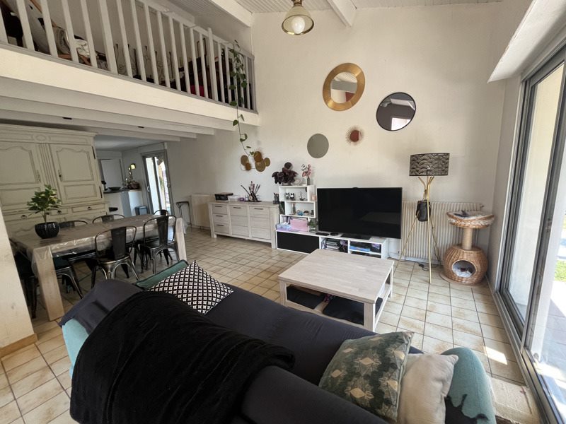 Vente Maison ST MEDARD EN JALLES - 6 pièces -140 m² - (33160)
