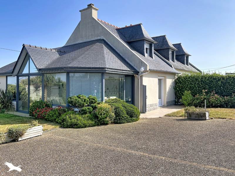 Vente Maison PLOUGONVELIN - 11 pièces -192 m² - (29217)