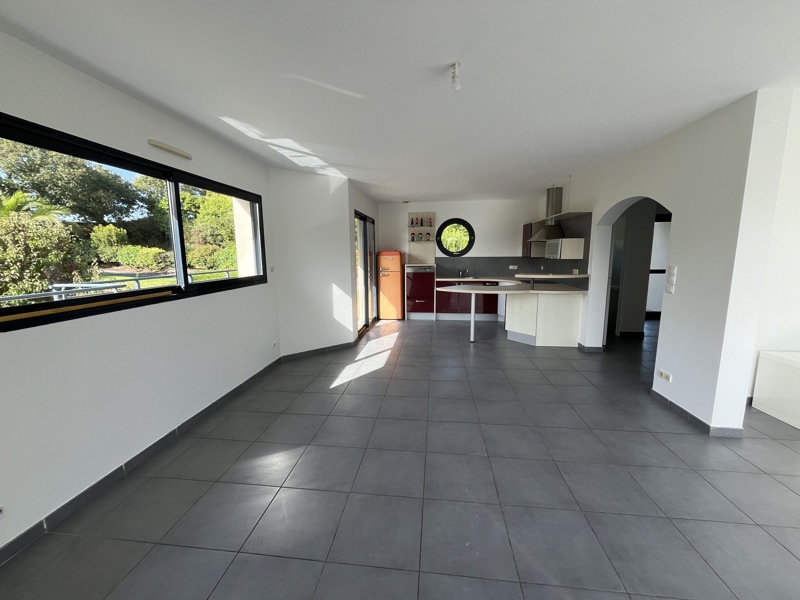 Vente Maison PLOUNEVENTER - 7 pièces -146 m² - (29400)