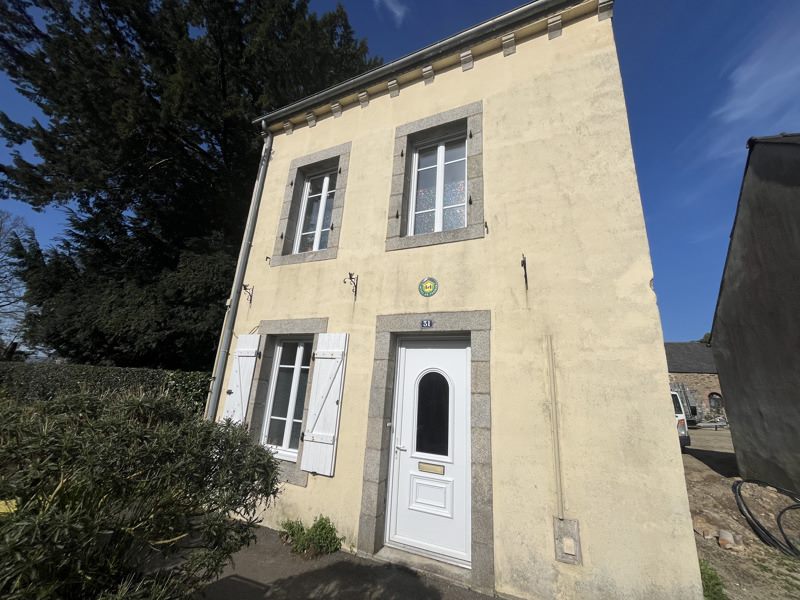 Vente Maison LANDIVISIAU - 3 pièces -84 m² - (29400)