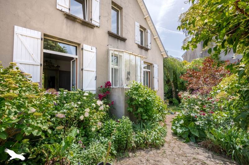Vente Maison LANDIVISIAU - 6 pièces -118 m² - (29400)