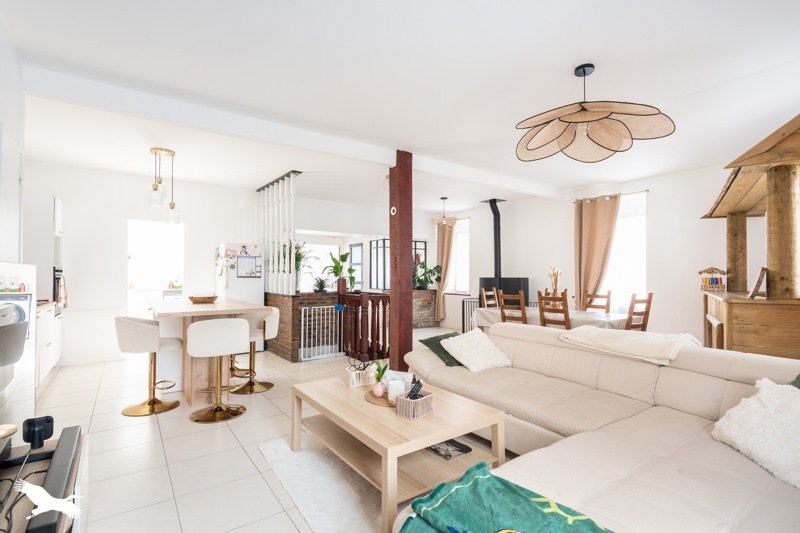 Vente Maison LANDIVISIAU - 5 pièces -131 m² - (29400)