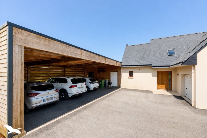 Vente Maison PLOUNEVENTER - 7 pièces -175 m² - (29400)