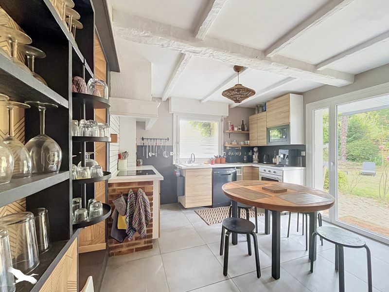 Vente Maison PLOUGOURVEST - 7 pièces -182 m² - (29400)