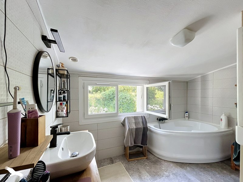 Vente Maison PLOUGOURVEST - 7 pièces -182 m² - (29400)