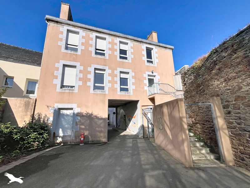 Vente Appartement LANDIVISIAU - 2 pièces -25 m² - (29400)