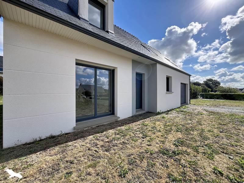 Vente Maison Plounéventer - 6 pièces -108 m² - (29400)