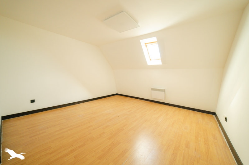 Vente Maison PLOUGONVEN - 10 pièces -249 m² - (29640)