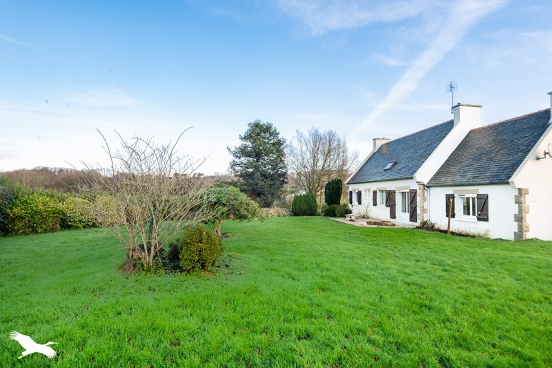 Vente Maison PLOUGONVEN - 6 pièces -142 m² - (29640)