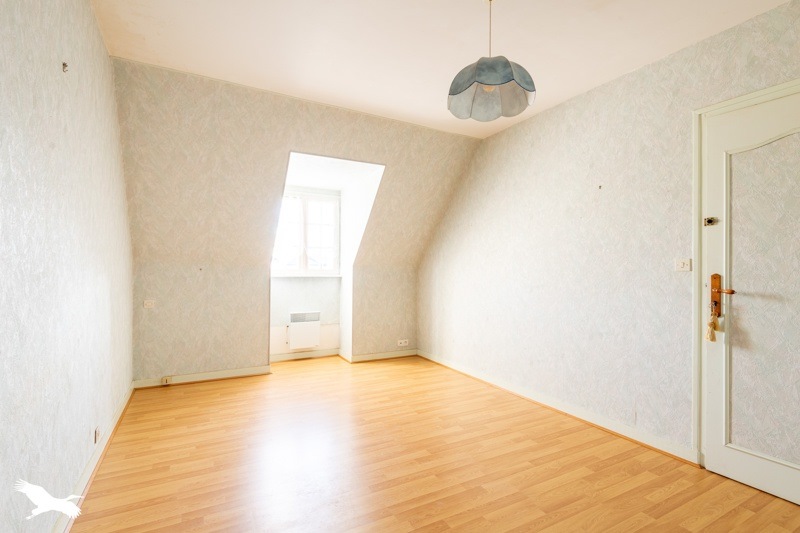 Vente Maison PLOUGONVEN - 6 pièces -142 m² - (29640)