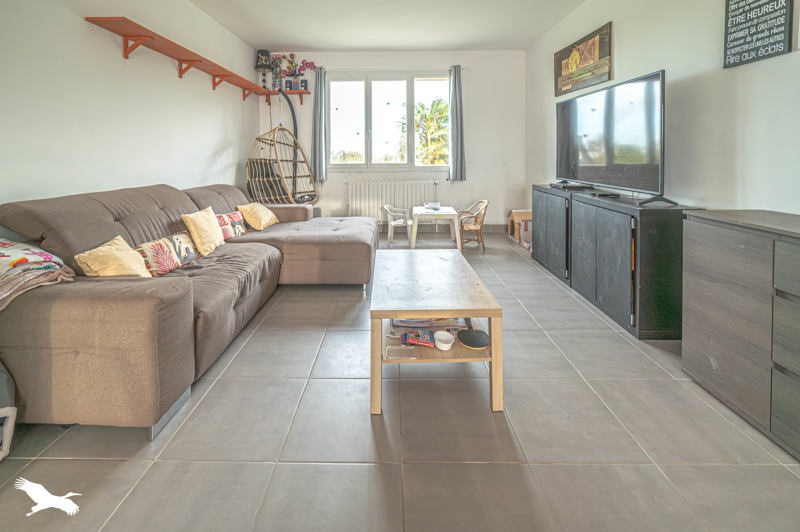 Vente Maison PLOUIGNEAU - 8 pièces -237 m² - (29610)