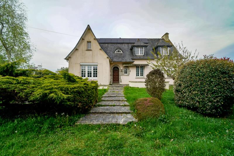 Vente Maison PLEYBER CHRIST - 8 pièces -206 m² - (29410)