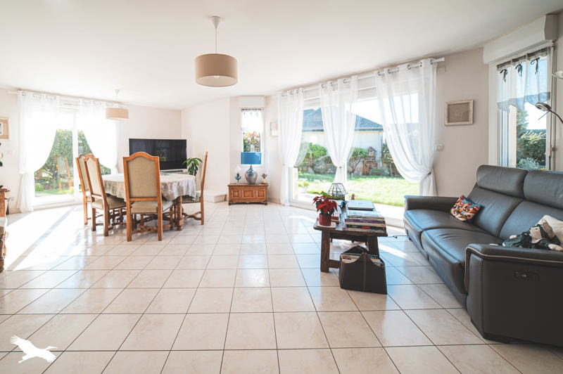 Vente Maison PLOUIGNEAU - 4 pièces -111 m² - (29610)