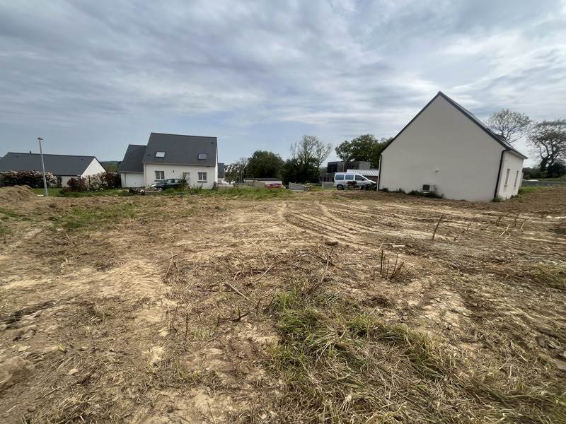 Vente Terrain ST MARTIN DES CHAMPS - -654 m² - (29600)