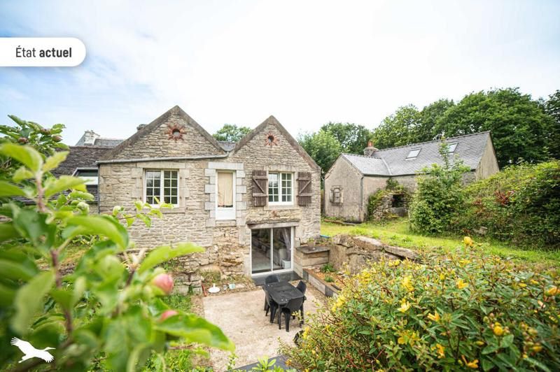 Vente Maison PLOUNEOUR MENEZ - 5 pièces -122 m² - (29410)