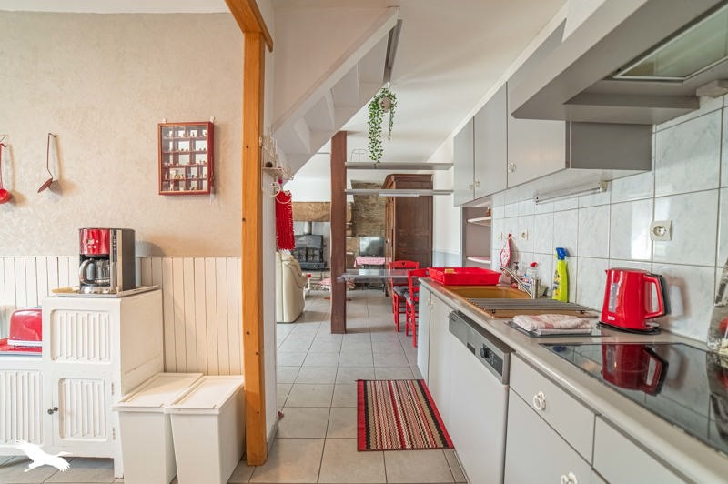 Vente Maison PLOUGONVEN - 10 pièces -260 m² - (29640)