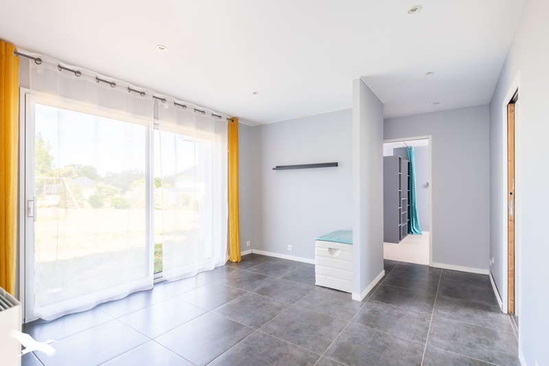 Vente Maison PLOUGONVEN - 8 pièces -152 m² - (29640)