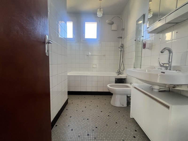 Vente Maison PLOUNEOUR MENEZ - 6 pièces -127 m² - (29410)