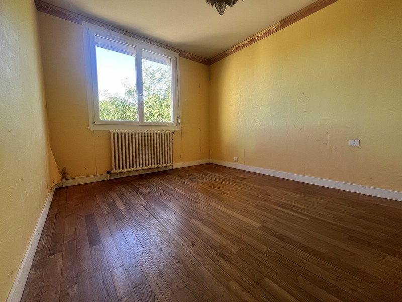 Vente Maison PLOUNEOUR MENEZ - 6 pièces -127 m² - (29410)