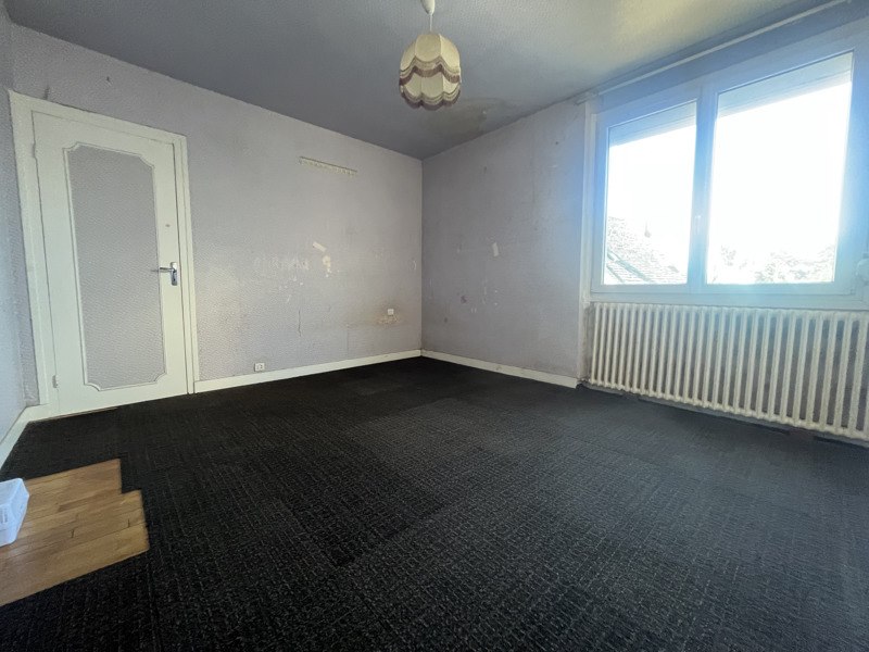Vente Maison PLOUNEOUR MENEZ - 6 pièces -127 m² - (29410)